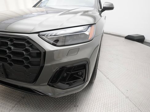 Used 2024 Audi Q5 e Prestige image 22