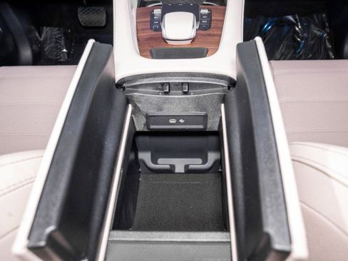 New 2026 Mercedes-Benz GLE 450 4MATIC Coupe image 22