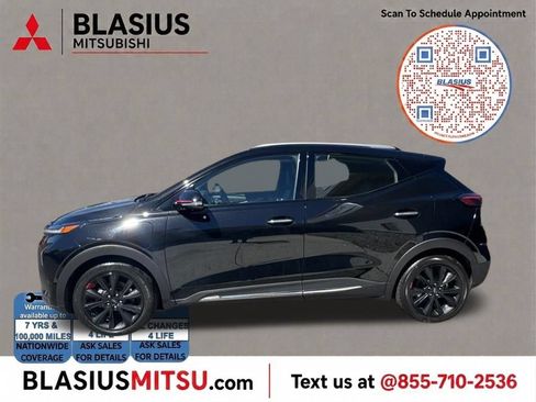Used 2023 Chevrolet Bolt EUV Premier w/ Sun & Sound Package FWD image 31