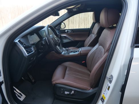 Used 2023 BMW X6 M50i w/ Executive Package image 20