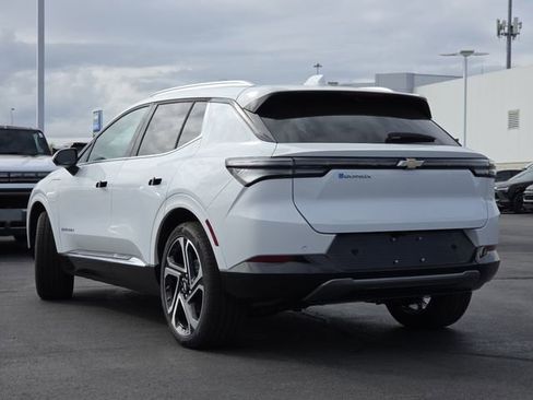 New 2026 Chevrolet Equinox EV LT w/ Convenience Package II image 17