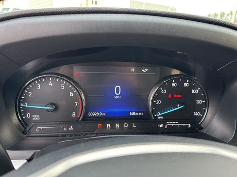 Used 2022 Ford Explorer XLT w/ Equipment Group 202A image 20