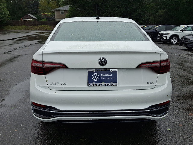 Certified 2024 Volkswagen Jetta SEL FWD image 9