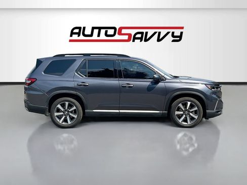 Used 2023 Honda Pilot Elite image 8