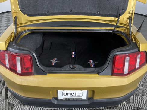 Used 2010 Ford Mustang Coupe image 21
