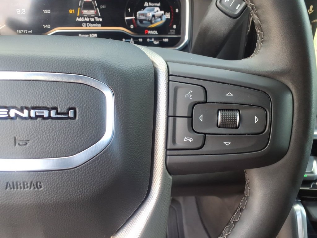 Used 2025 GMC Sierra 2500 Denali w/ Max Trailering Package AWD/4WD image 34