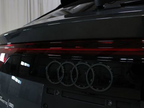 New 2026 Audi Q8 Premium Plus AWD/4WD image 32