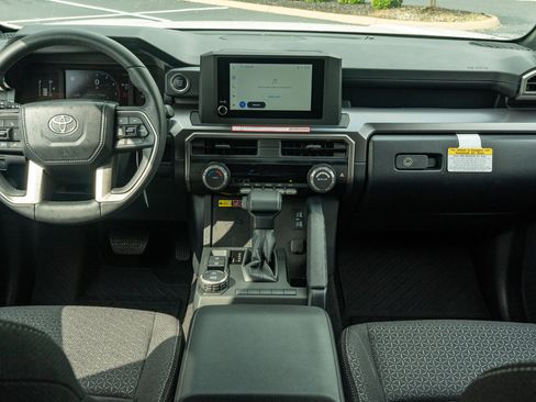 Used 2026 Toyota 4Runner SR5 RWD image 20