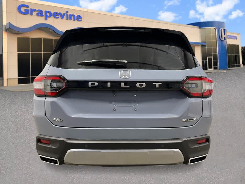 New 2026 Honda Pilot Touring image 4