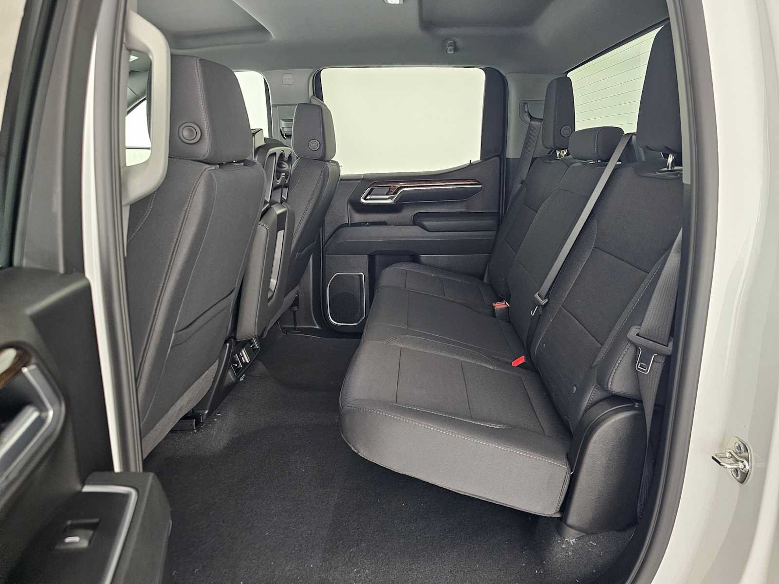 New 2026 GMC Sierra 1500 SLE AWD/4WD image 16