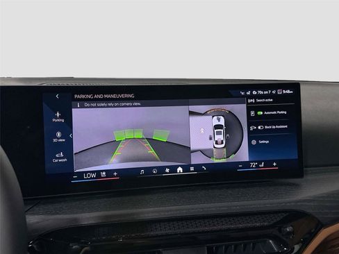 New 2025 BMW 330i Sedan w/ Premium Package RWD image 24