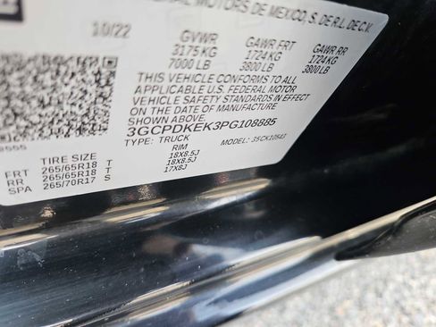 Used 2023 Chevrolet Silverado 1500 LT AWD/4WD image 14