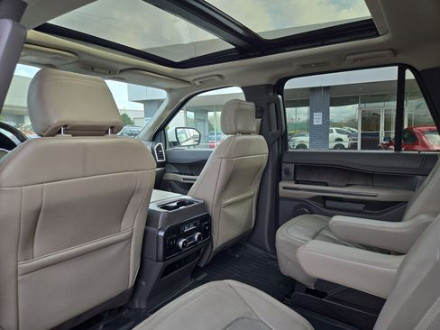 Used 2020 Ford Expedition Max Limited w/ Equipment Group 301A image 22