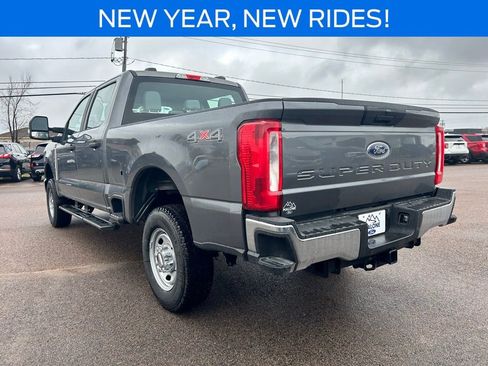 New 2026 Ford F250 XL w/ XL Chrome Package image 3