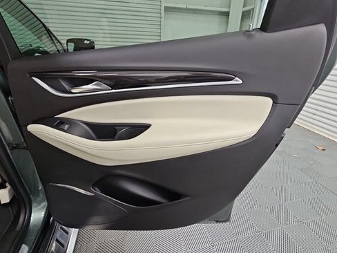 Certified 2024 Buick Enclave Essence w/ Technology Package FWD image 37