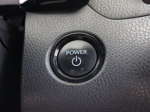 Used 2025 Toyota Camry LE FWD image 12
