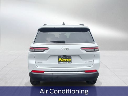 Used 2025 Jeep Grand Cherokee L Limited w/ Trailer Tow Package image 5