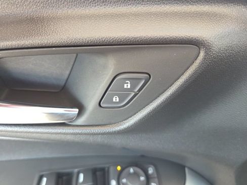 Used 2024 Chevrolet Trax RS w/ Driver Confidence Package FWD image 47