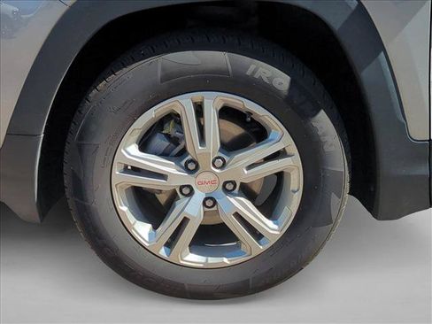 Used 2024 GMC Terrain SLE AWD/4WD image 22