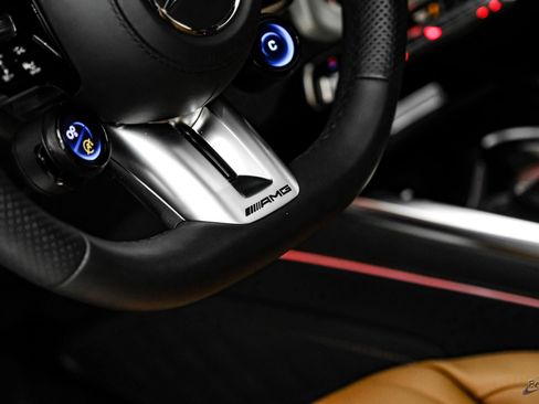 Used 2025 Mercedes-Benz G 63 AMG 4MATIC image 46