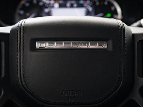 Used 2023 Land Rover Defender 110 X-Dynamic SE image 36