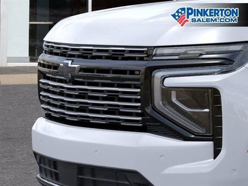 New 2026 Chevrolet Suburban High Country AWD/4WD image 13