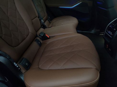 New 2026 BMW X7 xDrive40i w/ Executive Package image 25