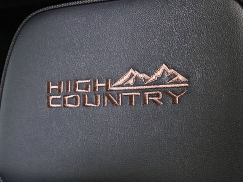 Certified 2025 Chevrolet Silverado 1500 High Country w/ Technology Package image 23