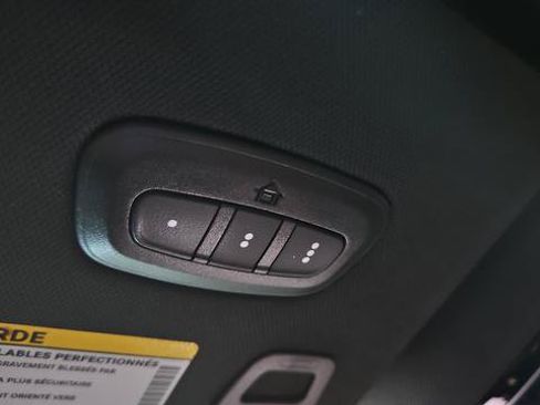 Used 2022 Jeep Grand Cherokee L Overland w/ Luxury Tech Group IV AWD/4WD image 34