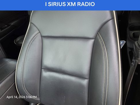 Used 2023 Chevrolet Traverse Premier w/ Redline Edition FWD image 15