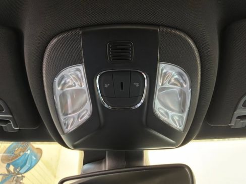 Used 2025 Jeep Compass Limited AWD/4WD image 16