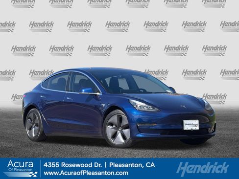 Used 2018 Tesla Model 3 Long Range image 1