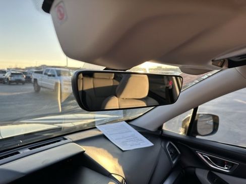 Used 2019 Subaru Forester Premium w/ All-Weather Package image 16