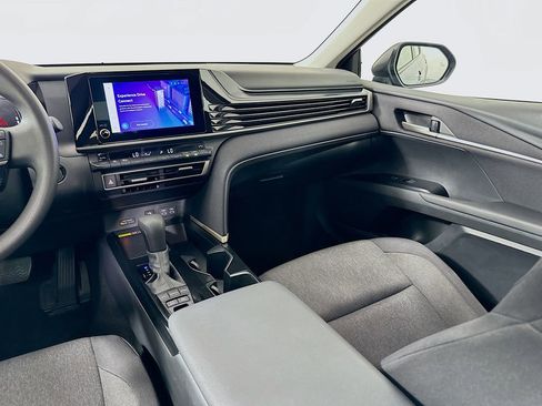 Certified 2025 Toyota Camry LE image 23