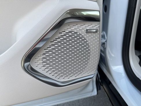 New 2026 GMC Acadia Denali w/ Super Cruise Package image 52