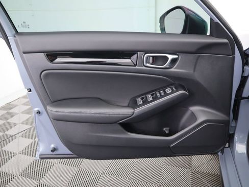 Used 2025 Honda Civic Sport Touring image 25