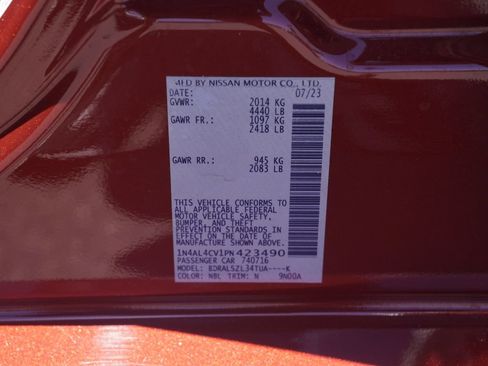 Used 2023 Nissan Altima 2.0 SR FWD image 7