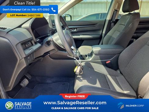Used 2025 Honda CR-V LX image 9