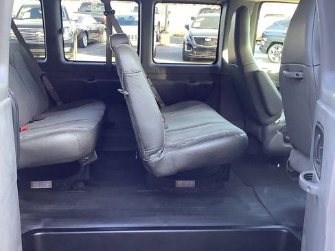 Used 2021 Chevrolet Express 3500 LT w/ LT Preferred Equipment Group image 11