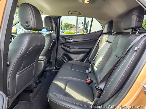 Used 2024 Buick Encore GX Preferred w/ Comfort Package FWD image 9