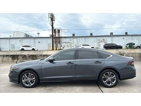 Used 2024 Honda Accord EX-L image 2