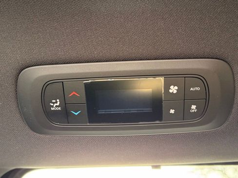 New 2026 Chrysler Pacifica Select w/ S Appearance Package FWD image 29