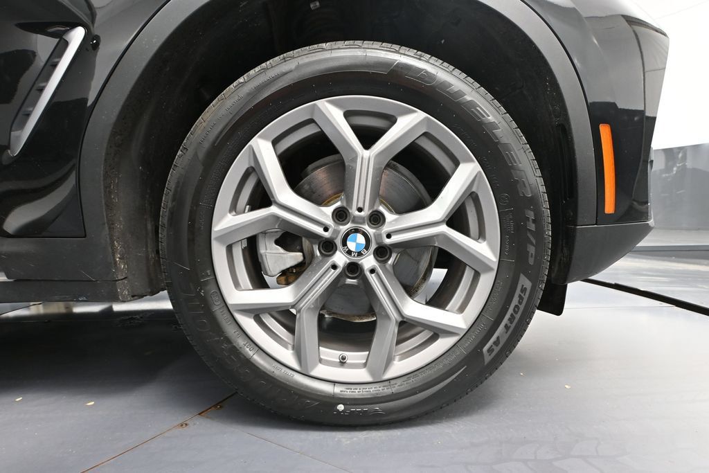Used 2023 BMW X3 xDrive30i AWD/4WD image 12