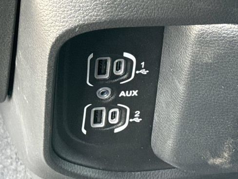 New 2026 RAM 1500 Express RWD image 25