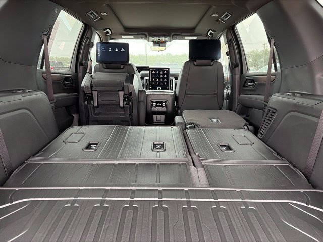New 2026 GMC Yukon Denali w/ Denali Reserve Package AWD/4WD image 47