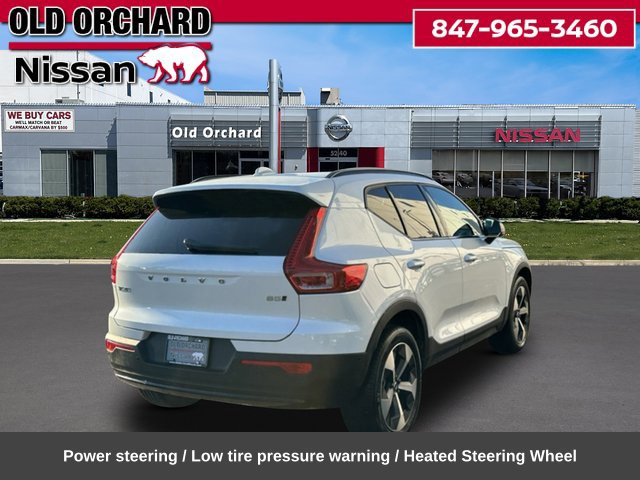 Used 2025 Volvo XC40 B5 Plus AWD/4WD image 6