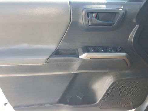 Certified 2023 Toyota Tacoma SR5 w/ Technology Package AWD/4WD image 18
