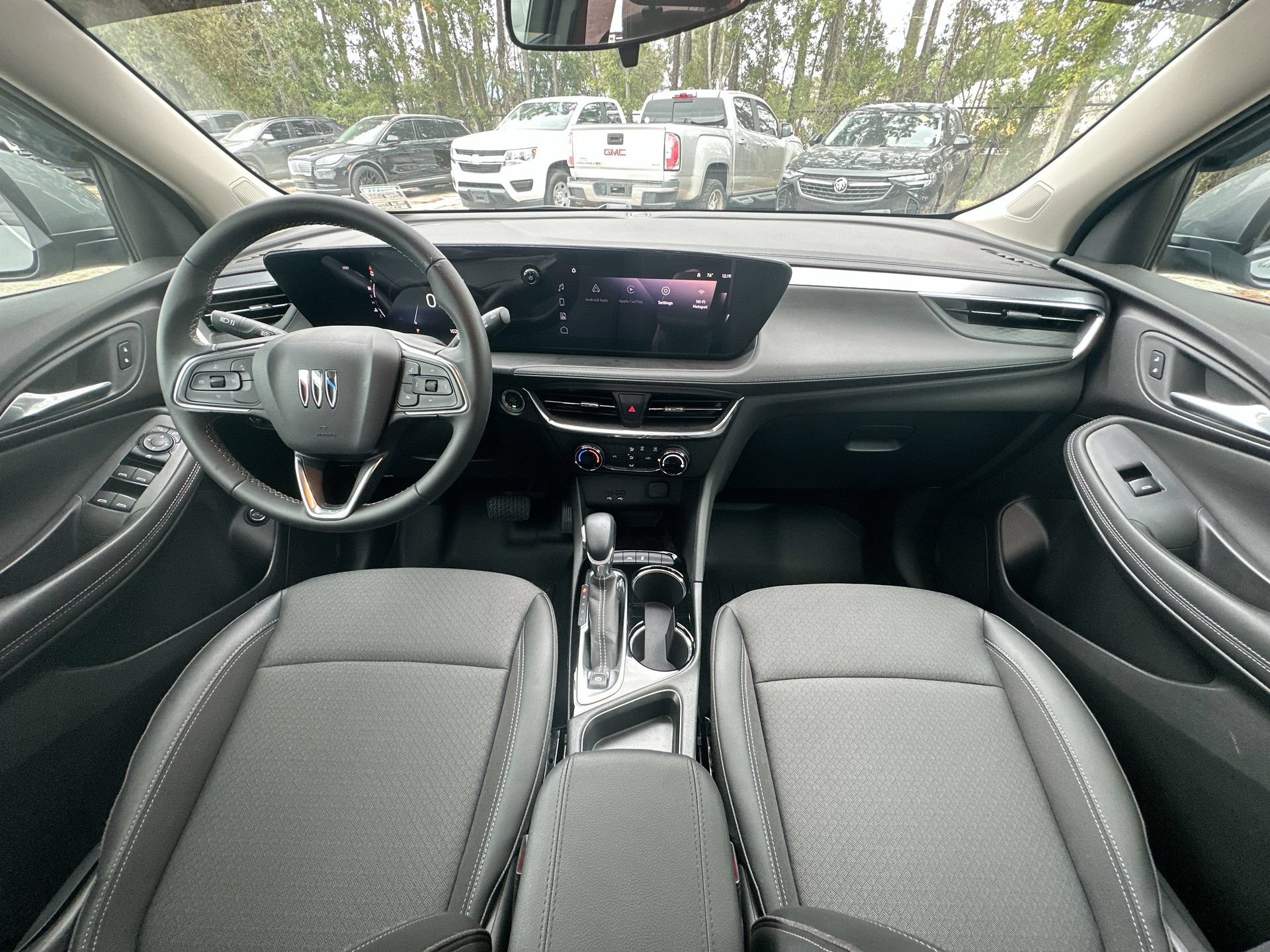 Used 2025 Buick Encore GX Preferred FWD image 20