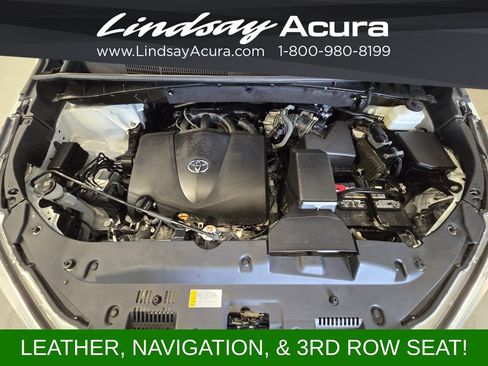 Used 2019 Toyota Highlander XLE AWD/4WD image 24