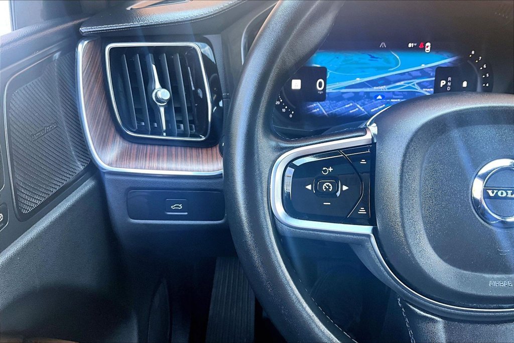 Used 2024 Volvo XC60 B5 Ultimate AWD/4WD image 26